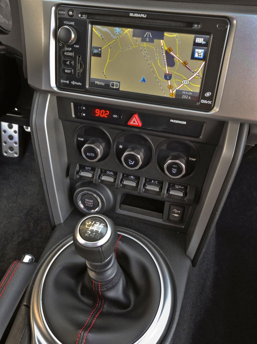  Subaru BRZ 2013 года  (US) (фото 26 из 100)